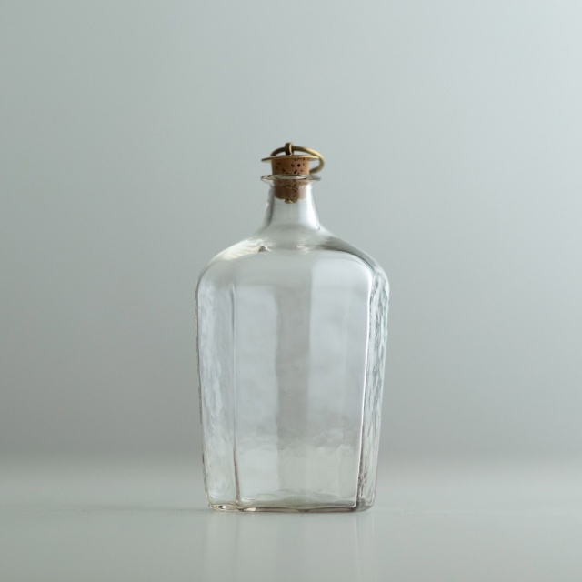 商品写真：八角酒瓶