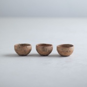 作品写真「長石釉ぐいのみ チビ」