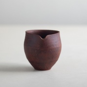 作品写真「赤い片口 中」