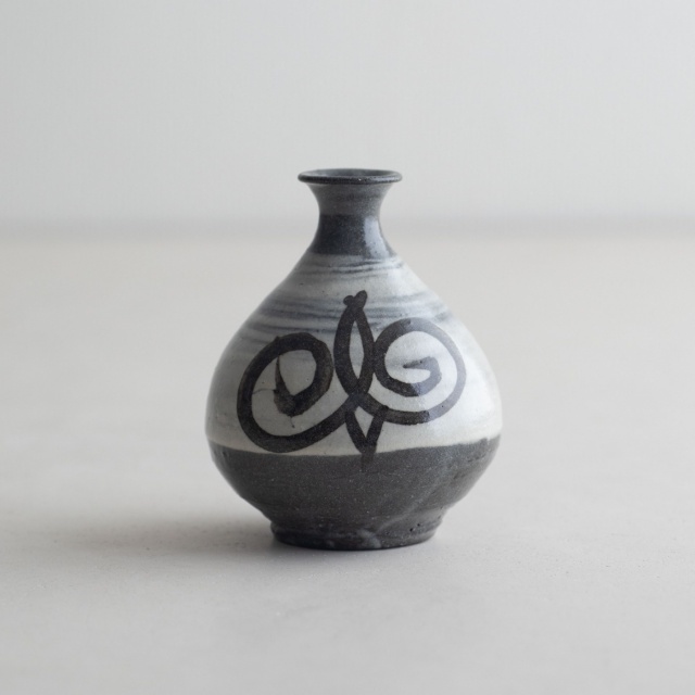 商品写真：絵刷毛目 徳利