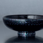 作品写真「亀甲文螺鈿杯」