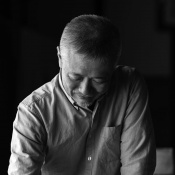 写真：豊増一雄